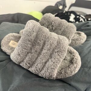 UGG Plush Shearling Slide Slippers - Gray